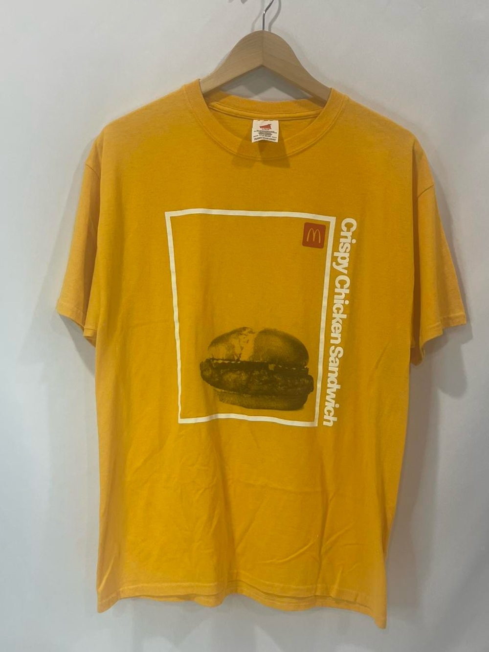 McDonald's Crispy Chicken Sandwich Tee Size L
